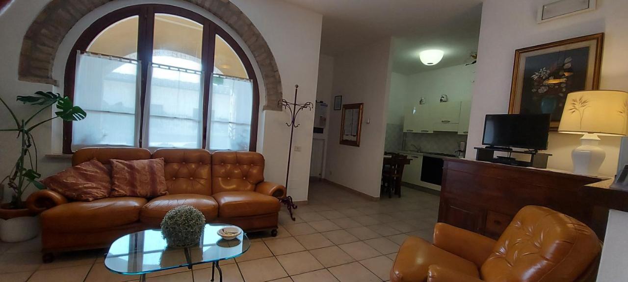 Agriturismo Il Colle เซียนา ภายนอก รูปภาพ